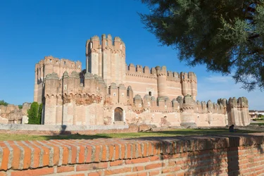 Coca, Segoviaprovinsen, Spanien. Castillo de Coca. Coca slott. Viktigt exempel på Mudéjar militär arkitektur.
